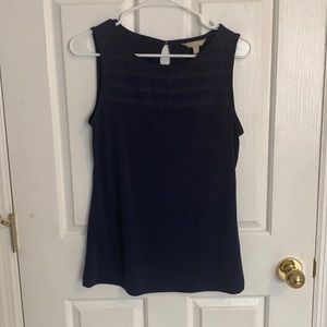 Sleeveless blouse